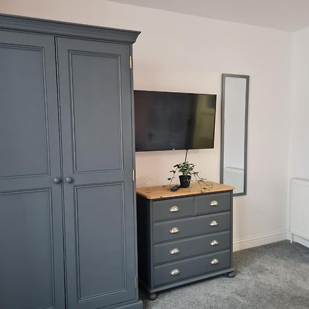 Yorkshire Rose - 2 Bed Apartment Sleeps 6 Scarborough Bagian luar foto