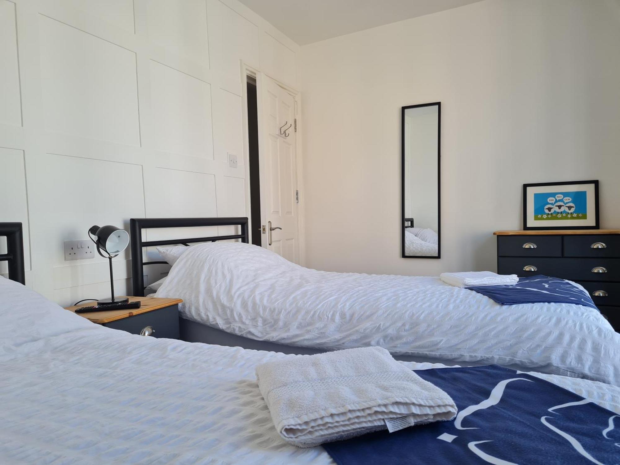 Yorkshire Rose - 2 Bed Apartment Sleeps 6 Scarborough Bagian luar foto